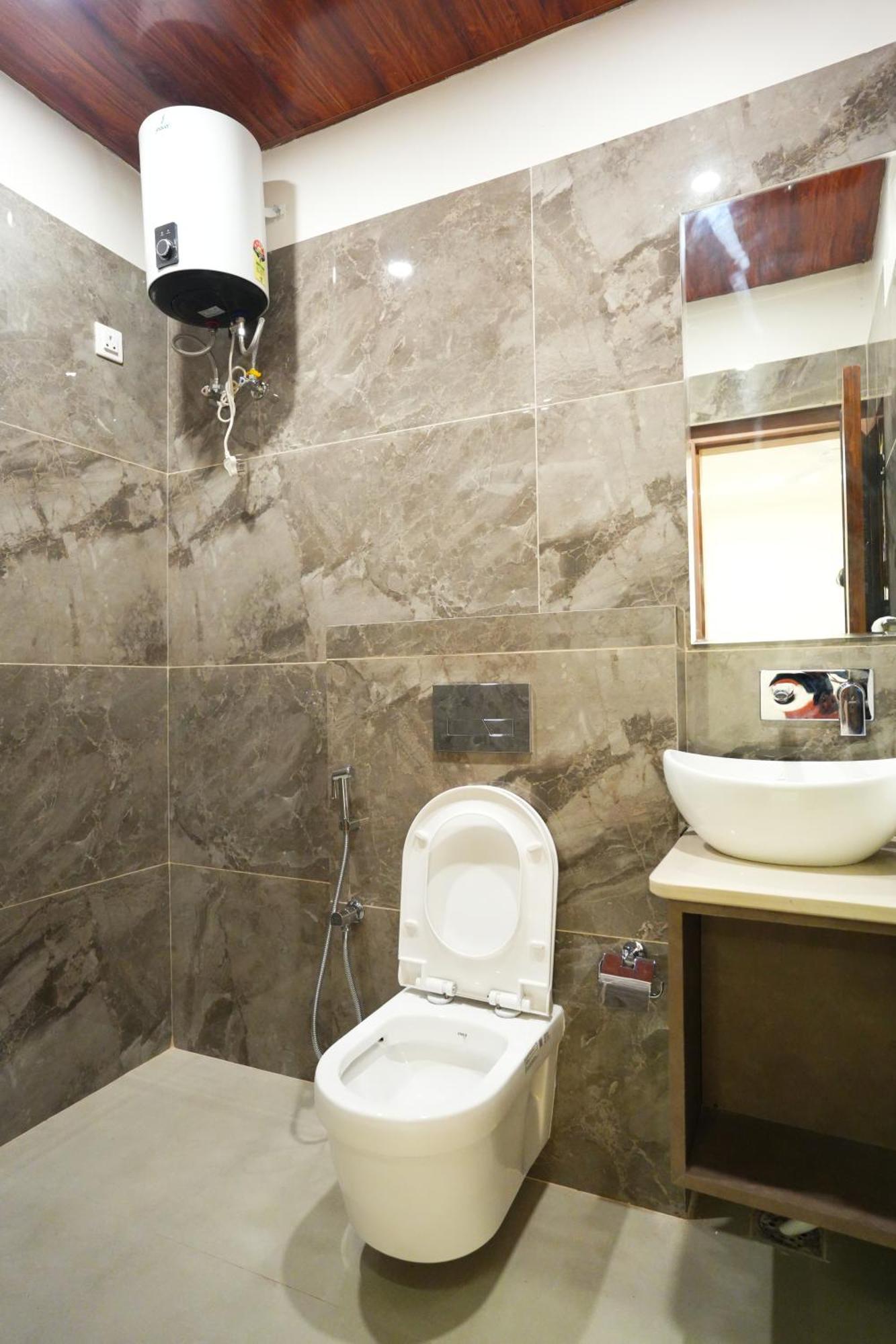Anaya Retreat Hotel Varanasi Exterior photo