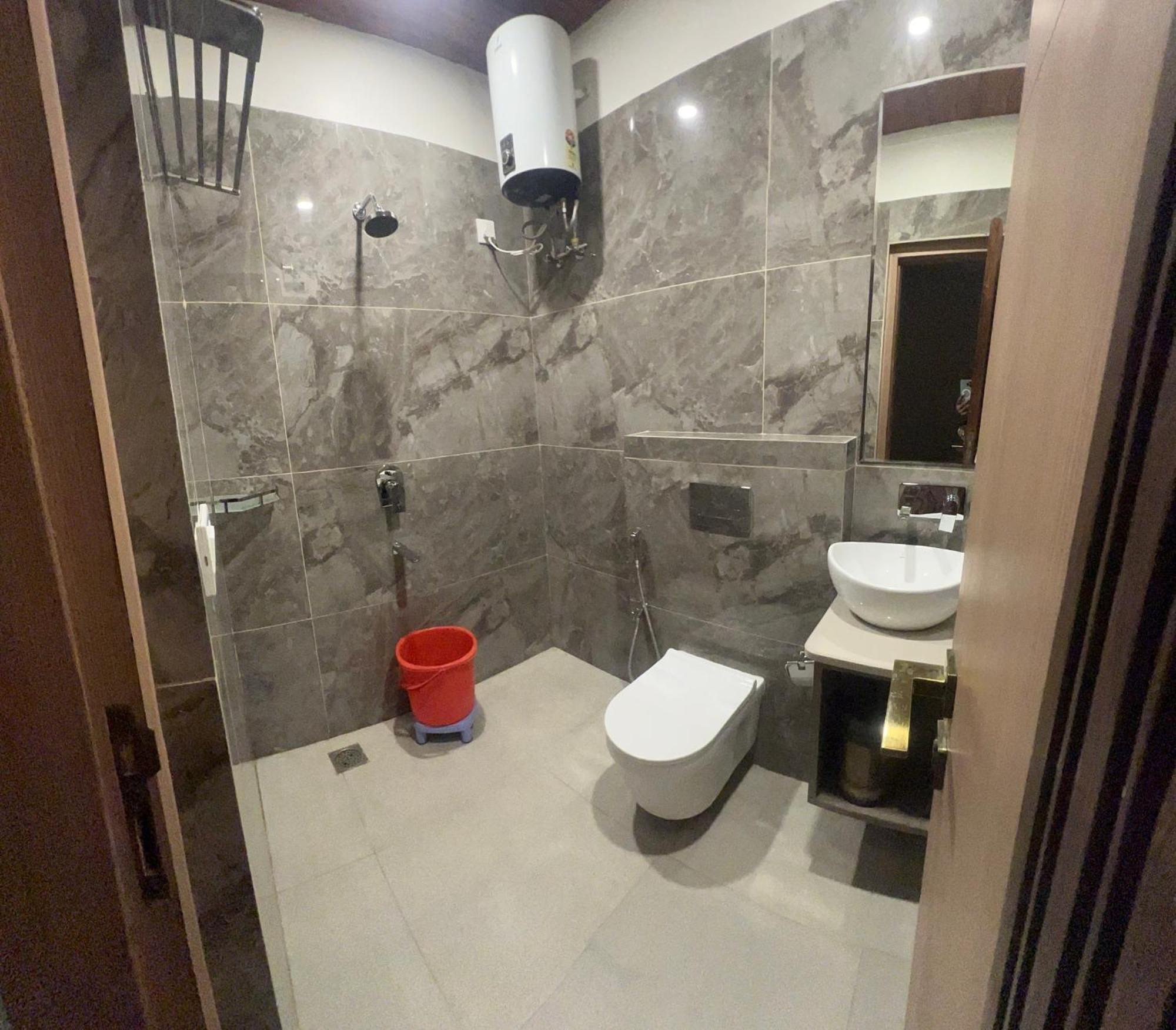 Anaya Retreat Hotel Varanasi Exterior photo